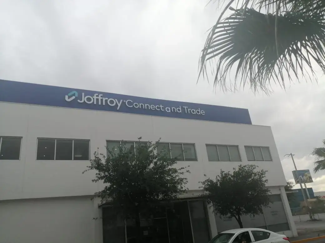 Branding & Fachadas de Alto Impacto JOFFROY