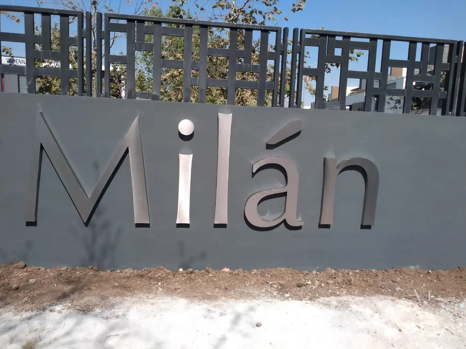 Letras corpóreas MILÁN