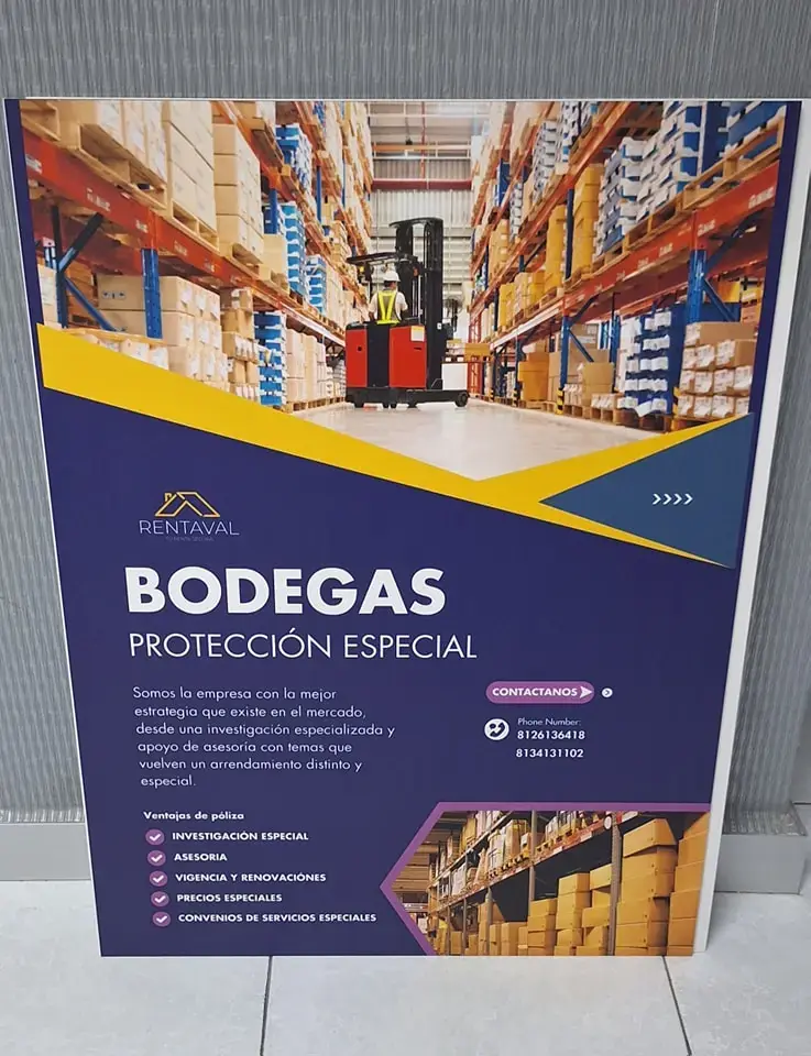 Cuadro publicitario informativo RENTAVAL: Impresión de alta resolución en material rígido para oficinas y bodegas en Monterrey